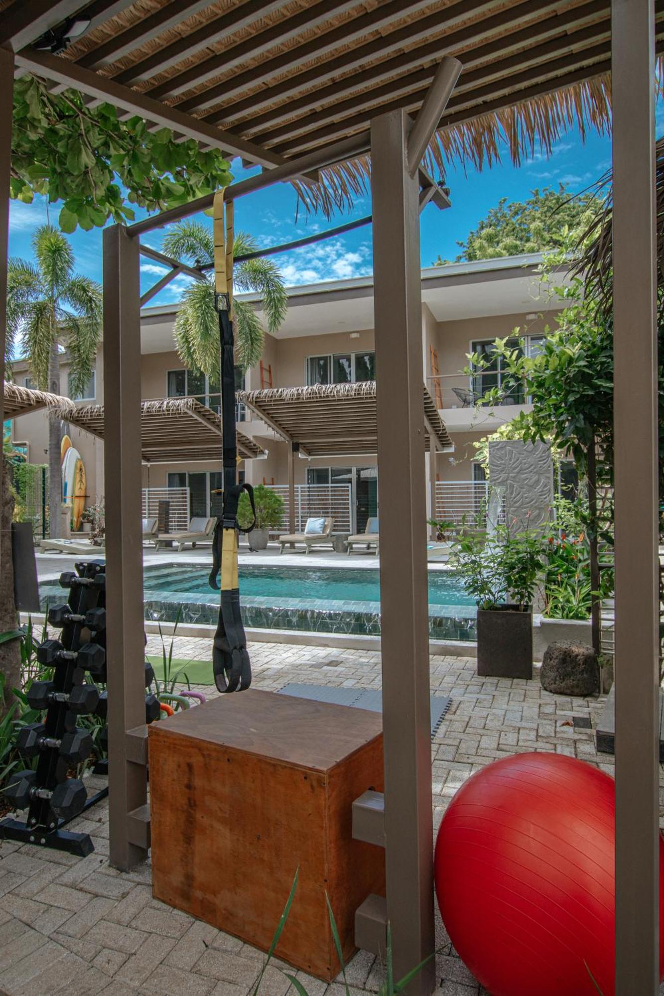 Tamarindo Bay Suites - Self Check In, Adults Only Esterno foto