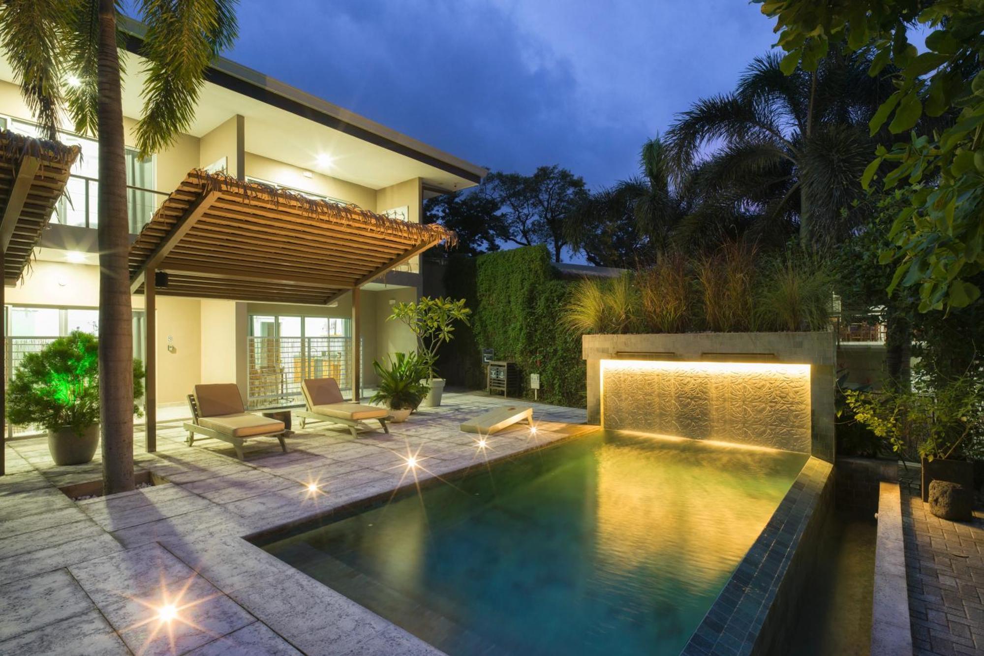 Tamarindo Bay Suites - Self Check In, Adults Only Esterno foto
