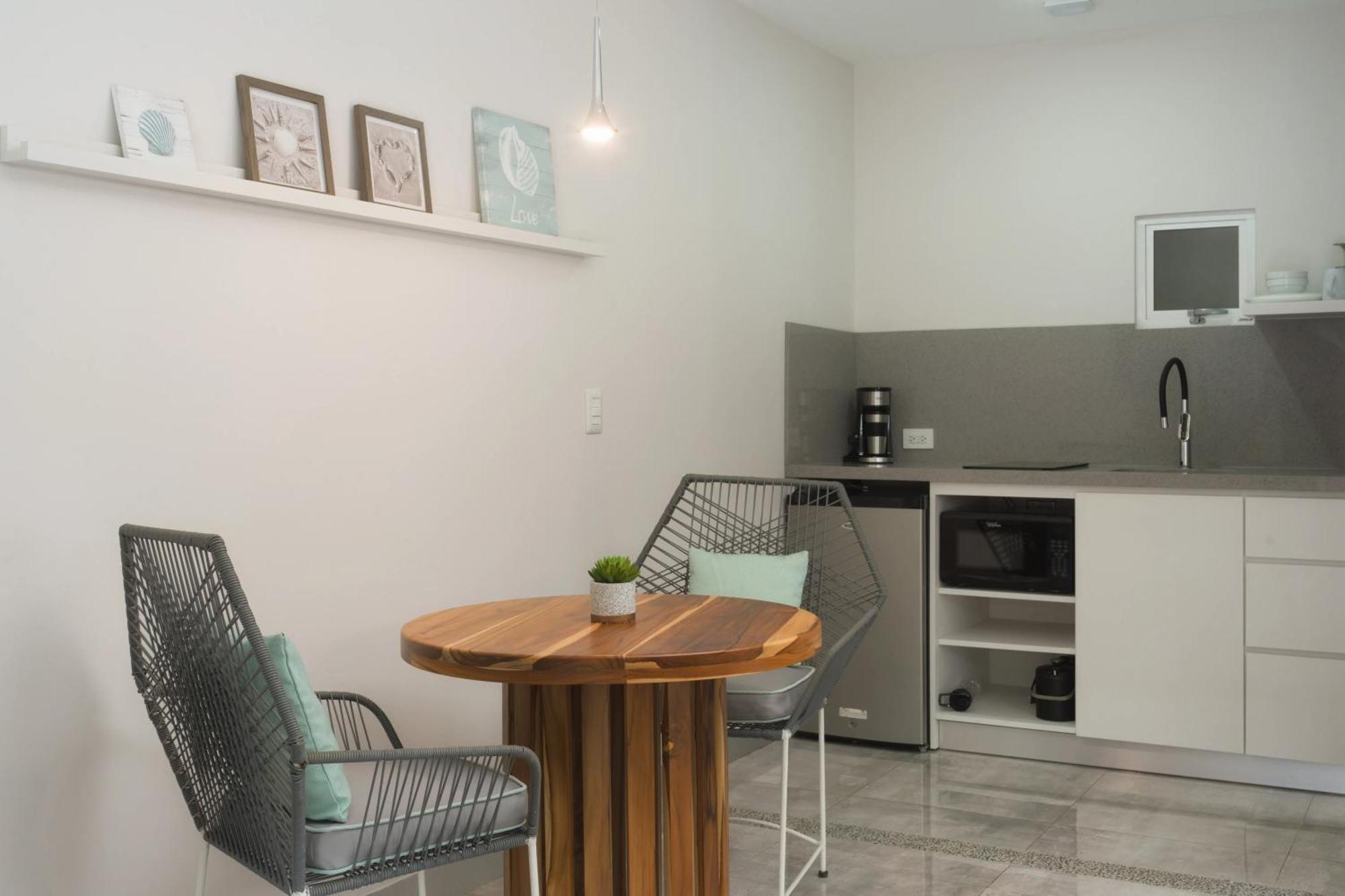 Tamarindo Bay Suites - Self Check In, Adults Only Esterno foto